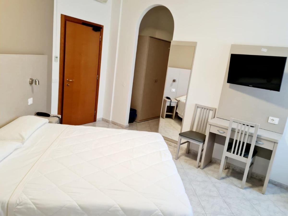 פסארו Hotel San Marco מראה חיצוני תמונה