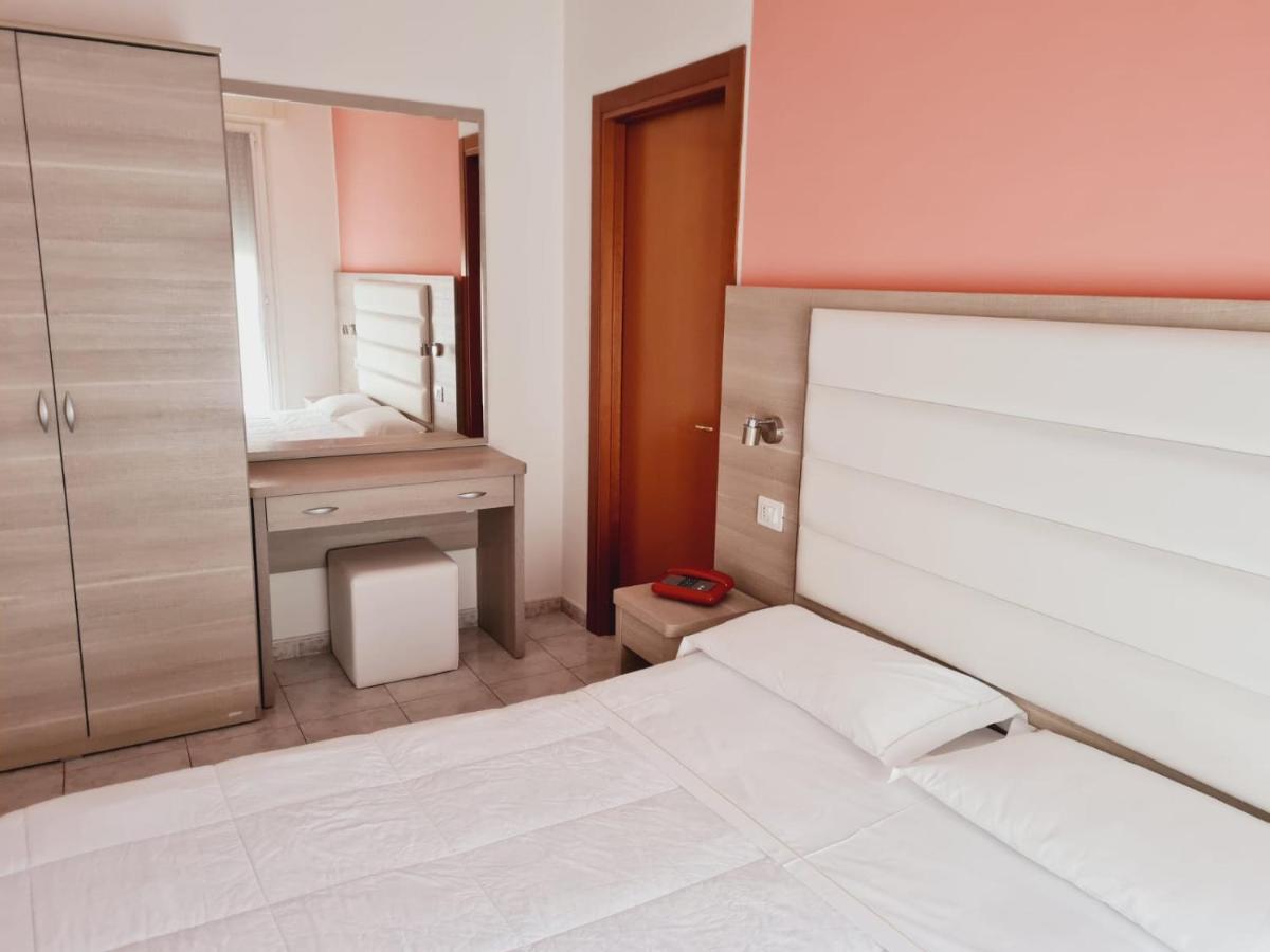 פסארו Hotel San Marco מראה חיצוני תמונה