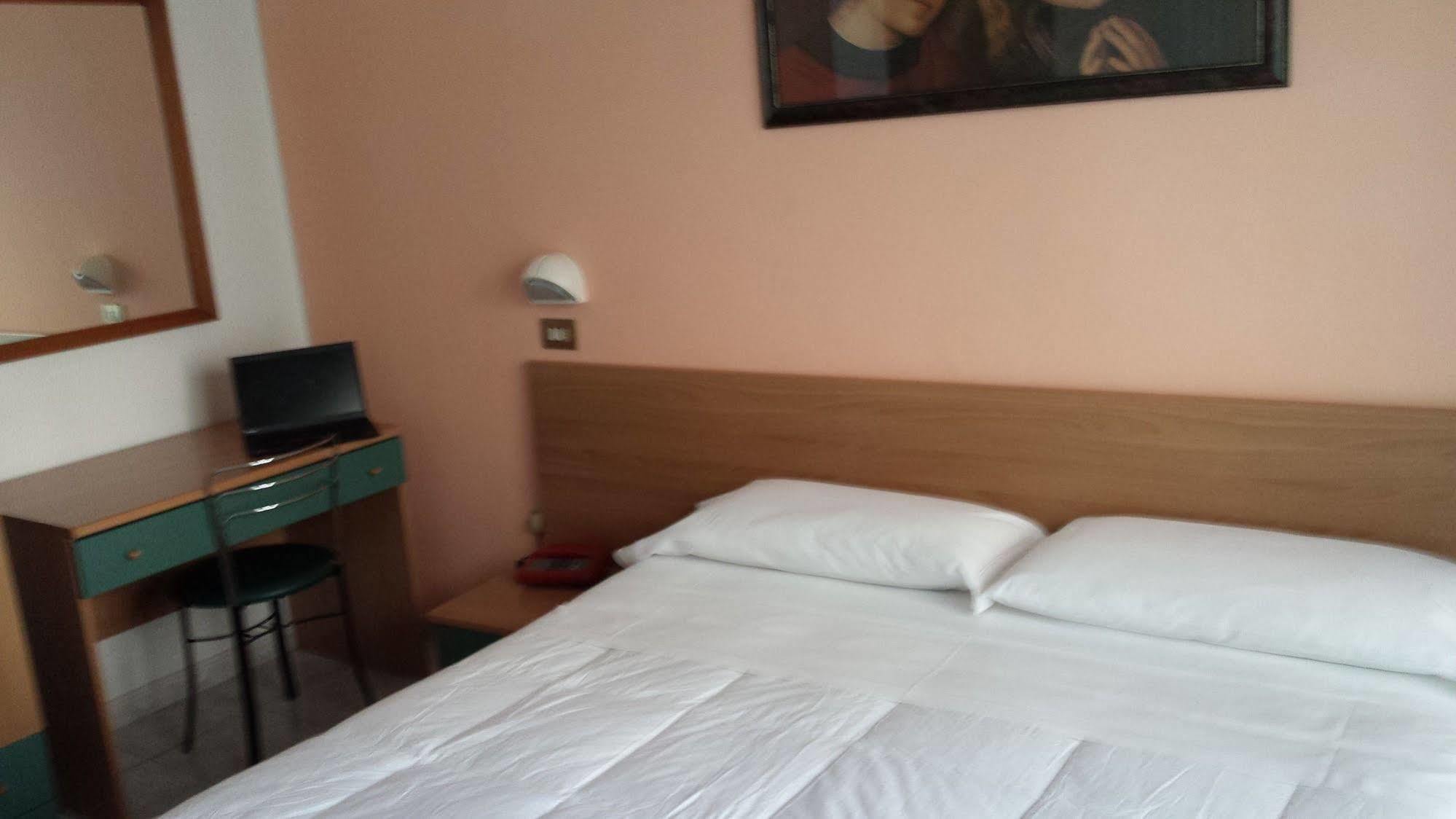 פסארו Hotel San Marco מראה חיצוני תמונה